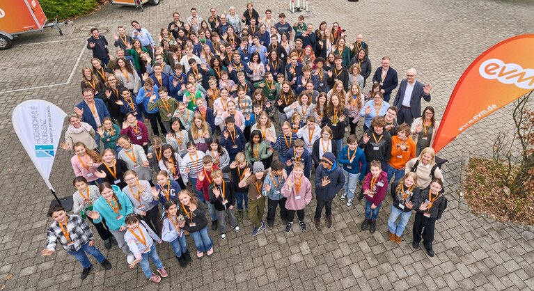 Gruppenfoto der Teilnehmenden