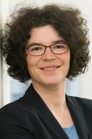 Dr. Beate Feuchte